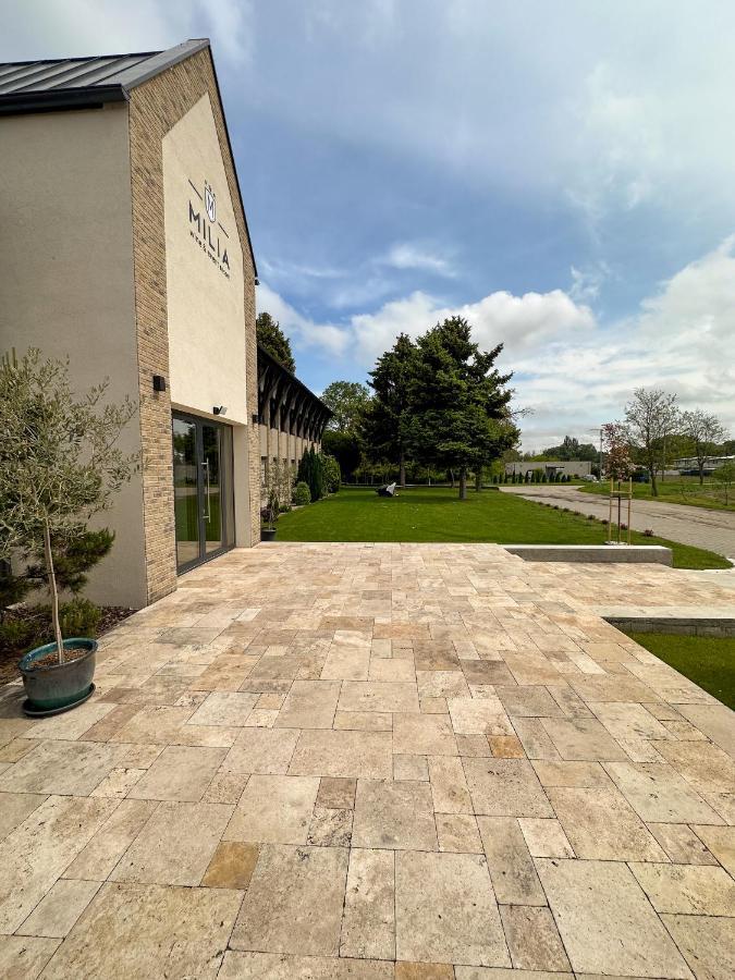 Milia Wine & Event Resort Dunajský Klátov Eksteriør bilde