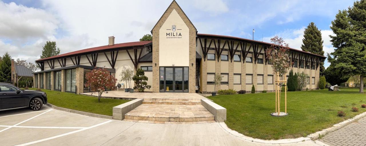 Milia Wine & Event Resort Dunajský Klátov Eksteriør bilde