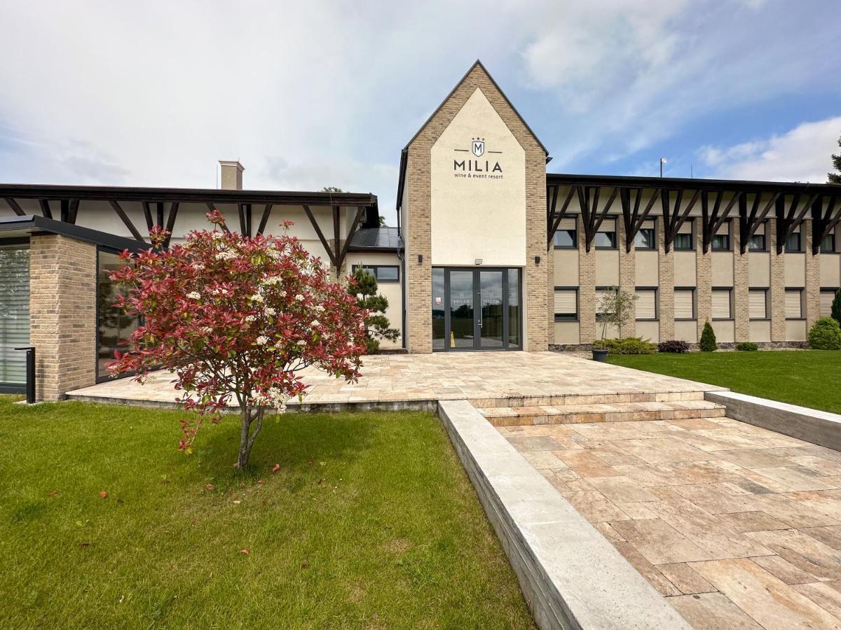 Milia Wine & Event Resort Dunajský Klátov Eksteriør bilde